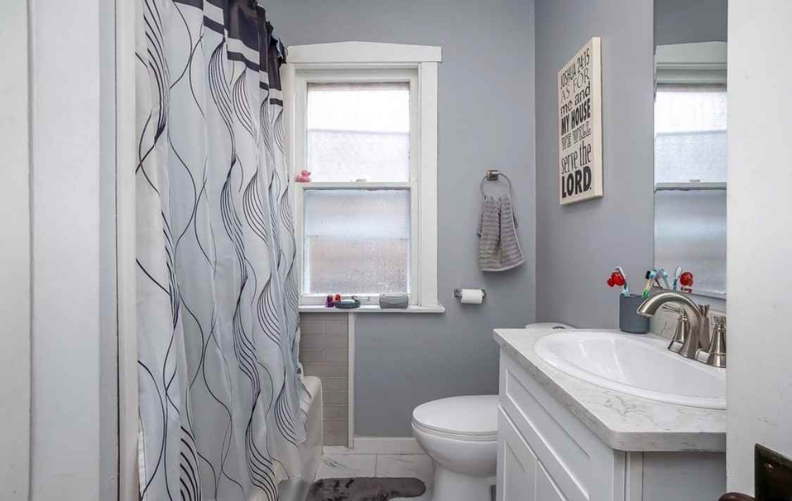 2230 Ridgeland Ave #1 - Photo 4 of 6