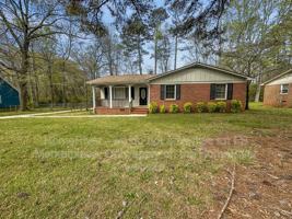featured image of 411 Leola Dr