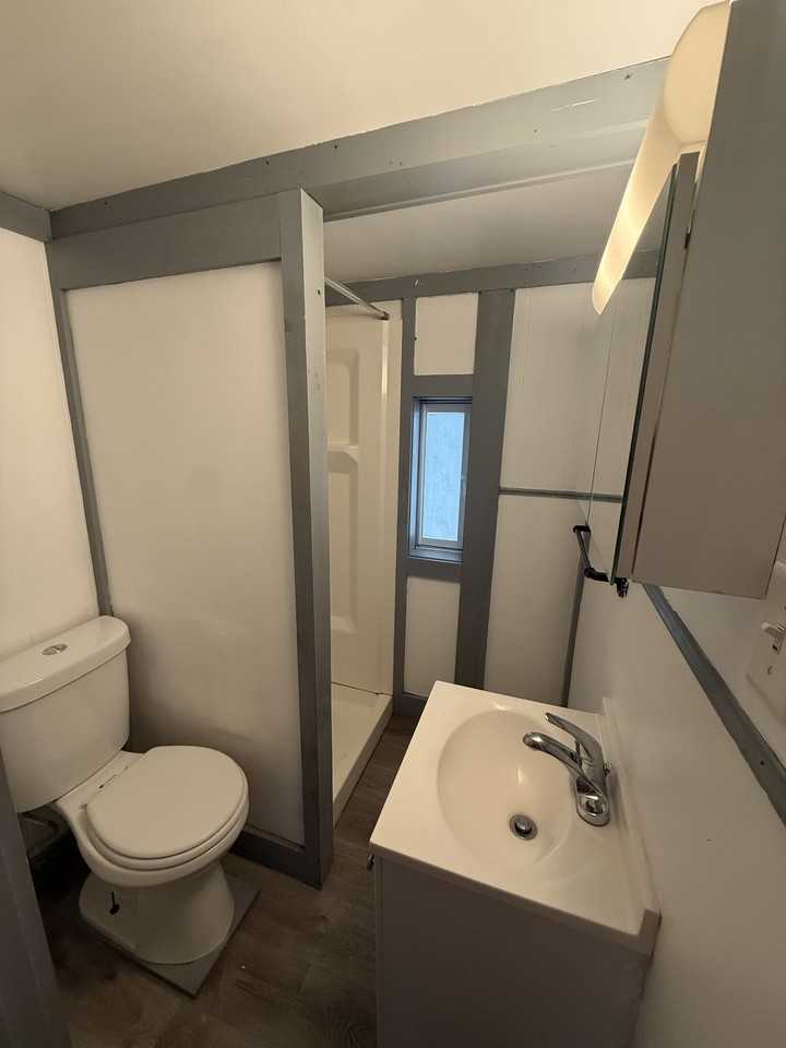 335-339 Broad St - Photo 3 of 3