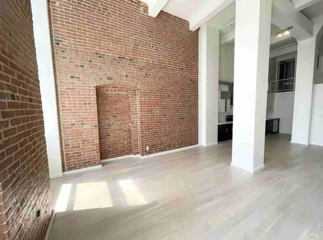 726 Market St #315B - Photo 5 of 21