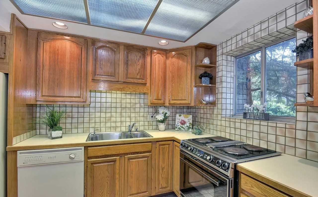 2817 Golden Rain Rd - Photo 2 of 7