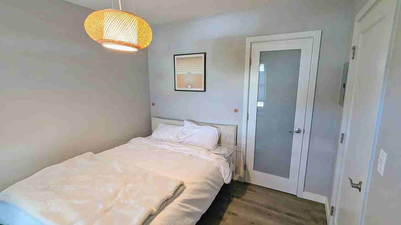 311 Cypress Ave - Photo 3 of 7