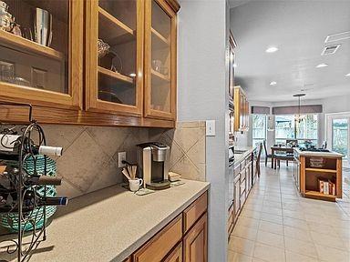 6456 Fianna Hills Dr #NA - Photo 6 of 36