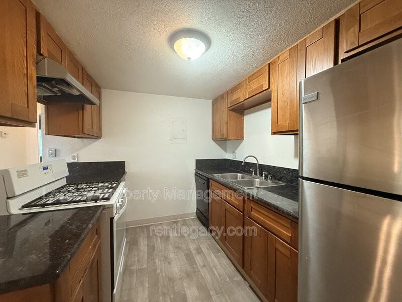 4834 50th Ave - Photo 5 of 17