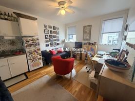 27 Meacham Rd #1R - Photo 1 of 1