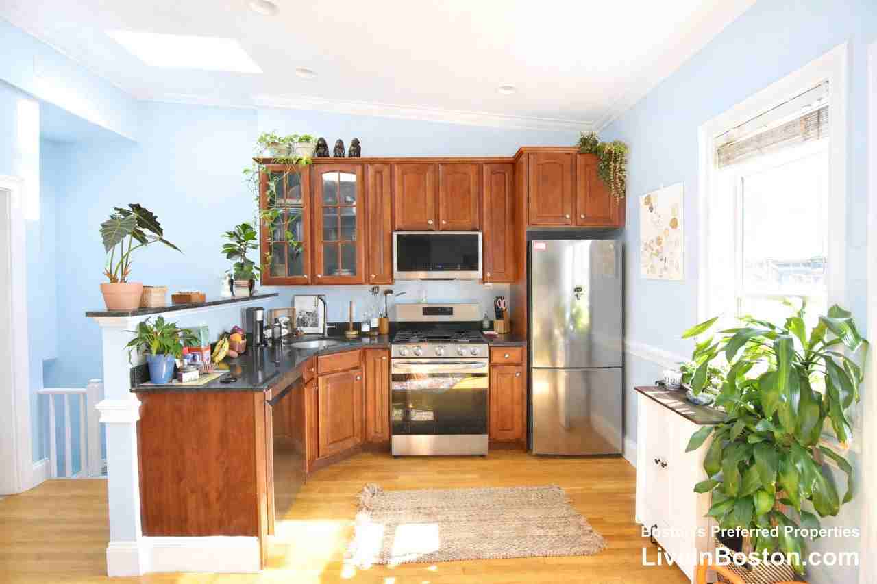 Woodward St #3 - Photo 2 of 10