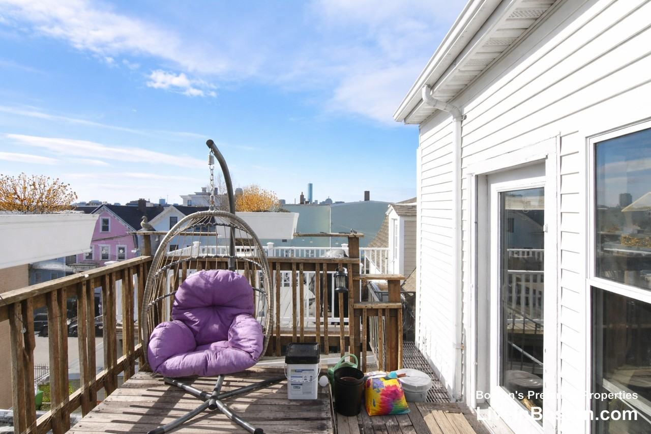56 Woodward St #3 - Photo 7 of 9