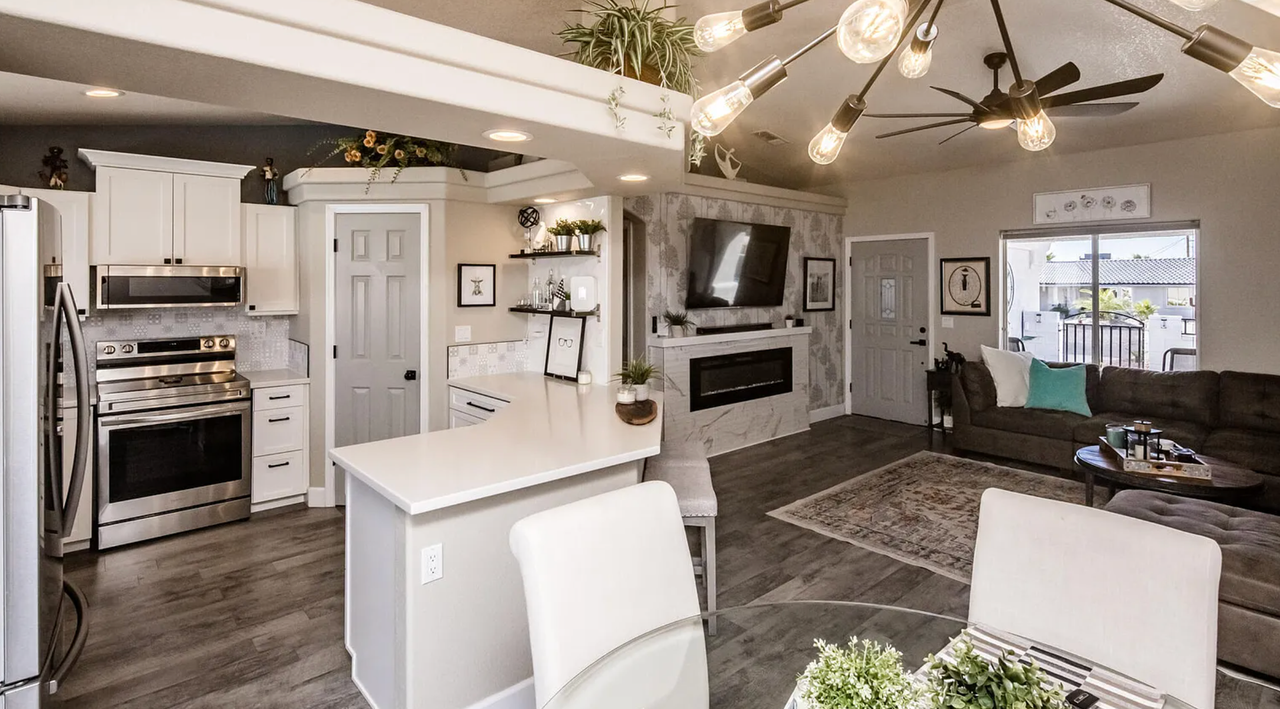 126 Nelson Ln - Photo 6 of 16