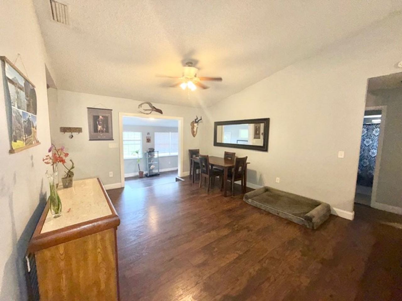 660 Cloudcroft Dr - Photo 6 of 22