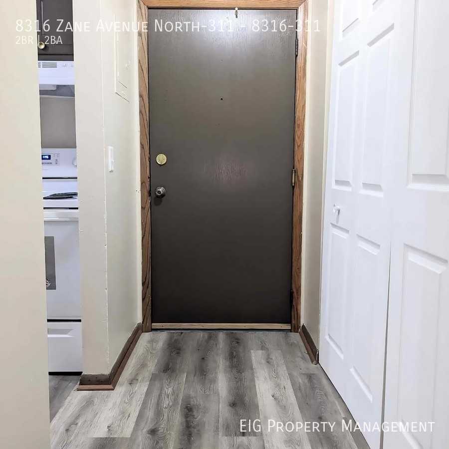 Kensington - Photo 5 of 50