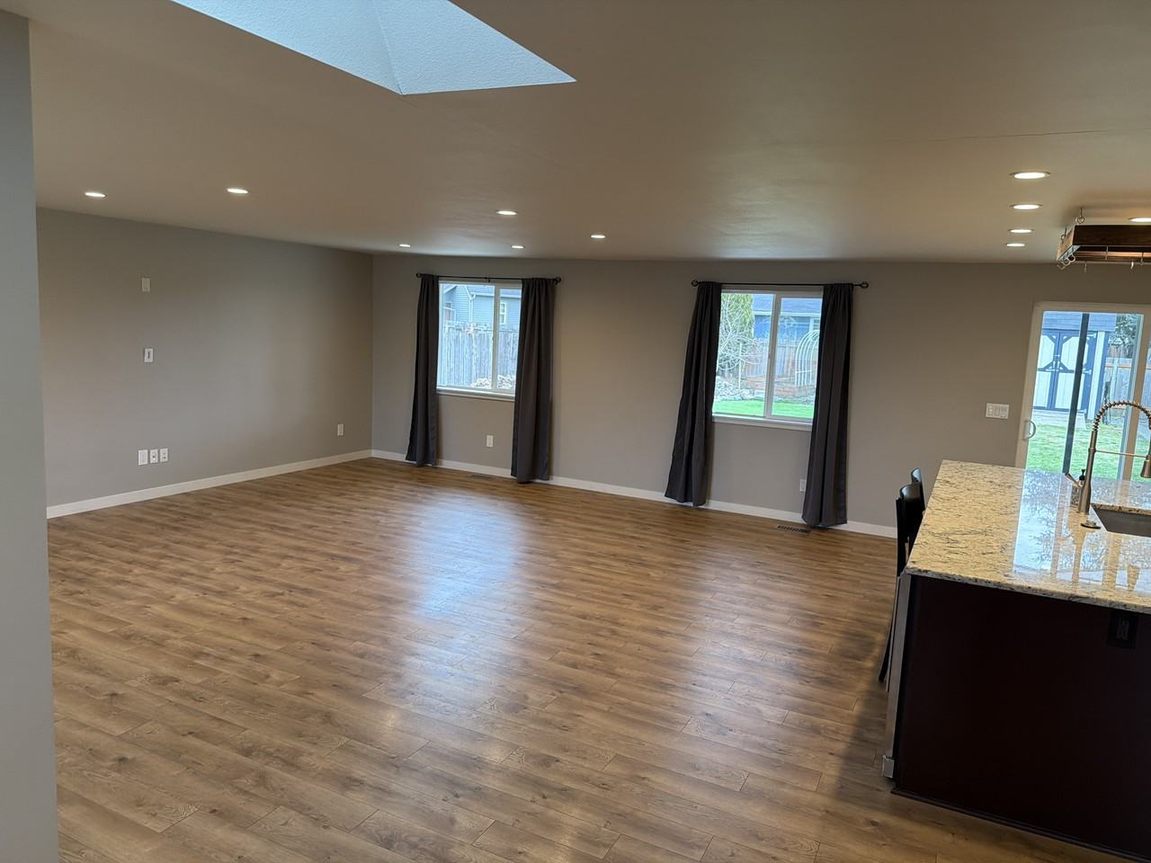 5019 110th St Ne #NA - Photo 2 of 31