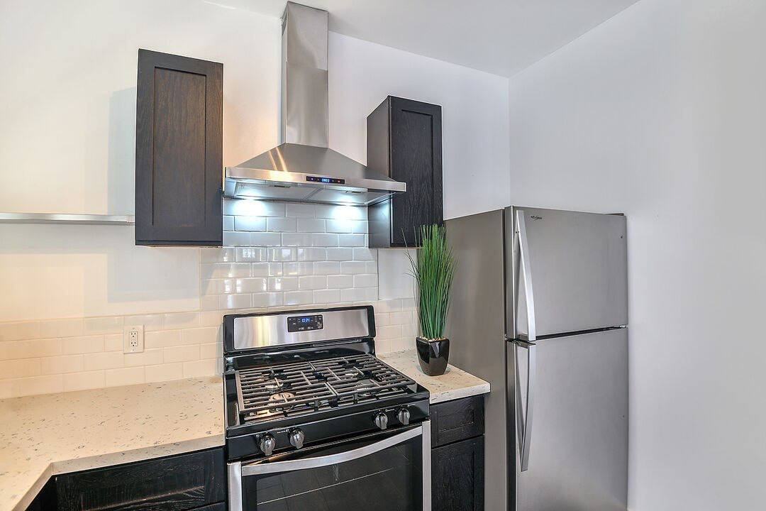 2947 Van Buren Pl #2947 - Photo 6 of 8