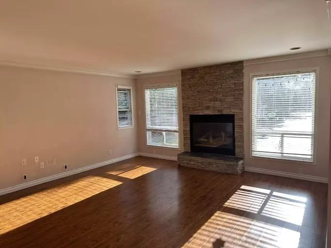 16909 23 Ave - Photo 2 of 22