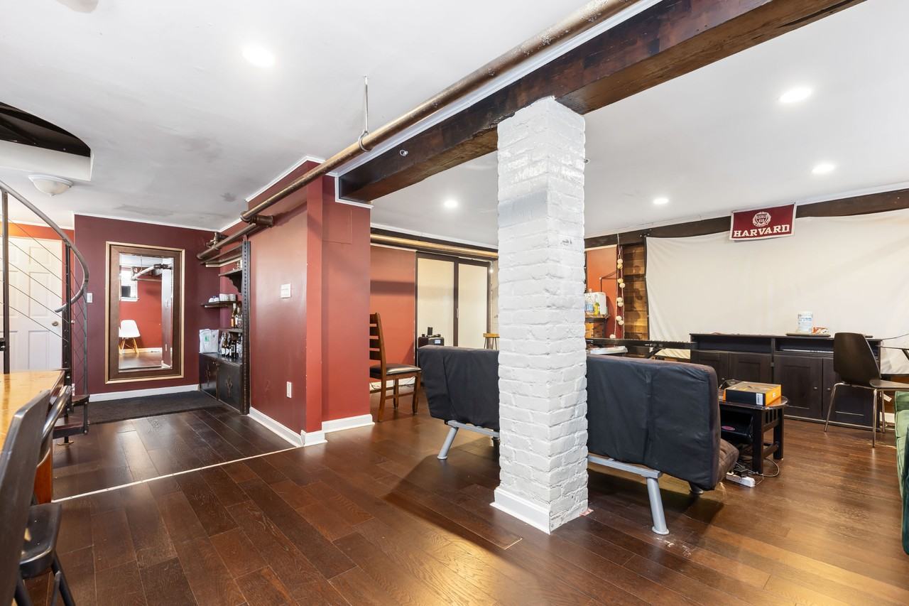 21 Royal St #1 - Photo 2 of 19