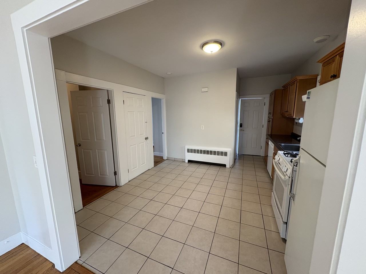 24 Washington Ave #1 - Photo 4 of 11