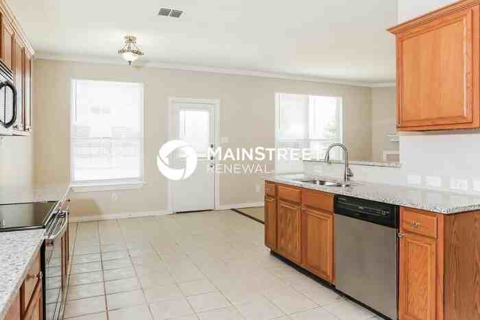 1433 Pheasant Run Trl - Photo 6 of 17