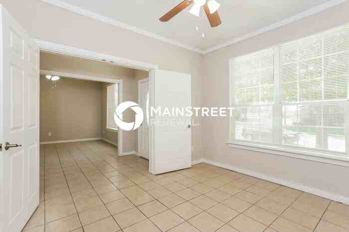 1433 Pheasant Run Trl - Photo 7 of 17