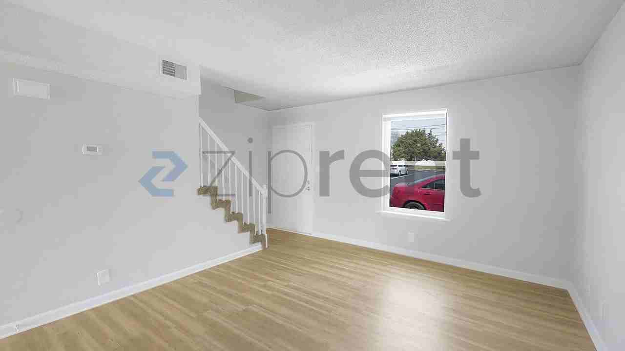 815 Golfview Pl #E - Photo 5 of 22