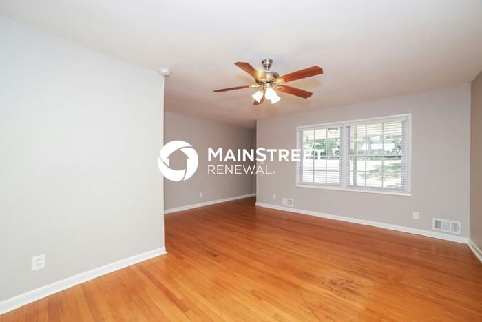 3525 Oregon Trl - Photo 4 of 16