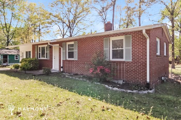 1633 Overhill Rd - Photo 2 of 3