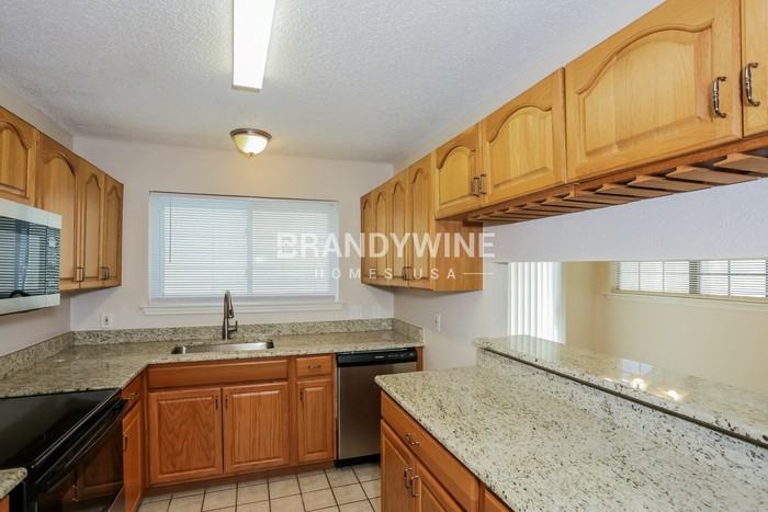 120 Callender Dr - Photo 7 of 23