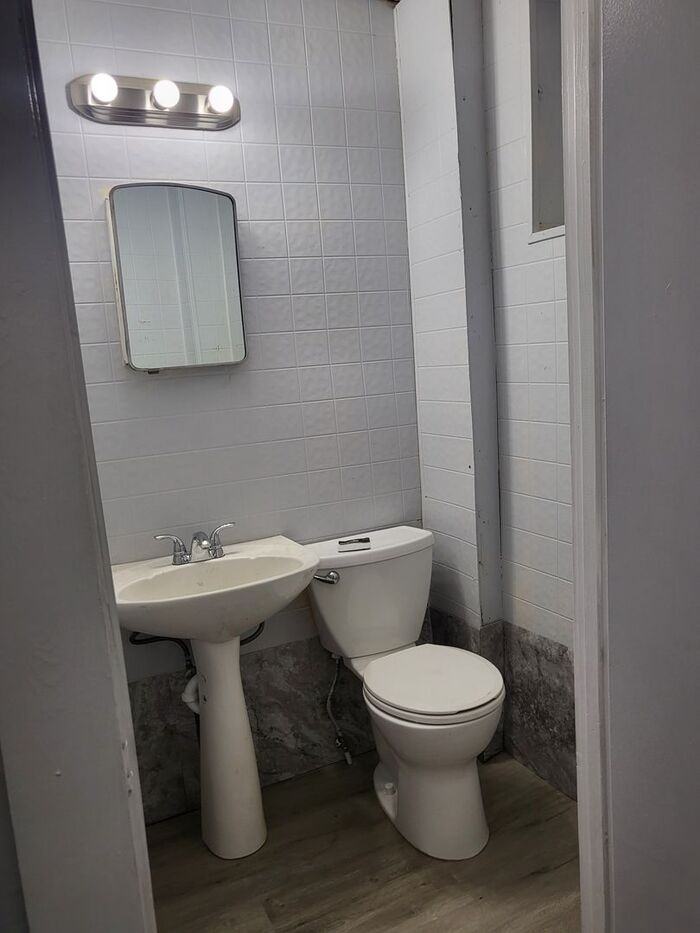 1163 E State St #9 - Photo 7 of 29