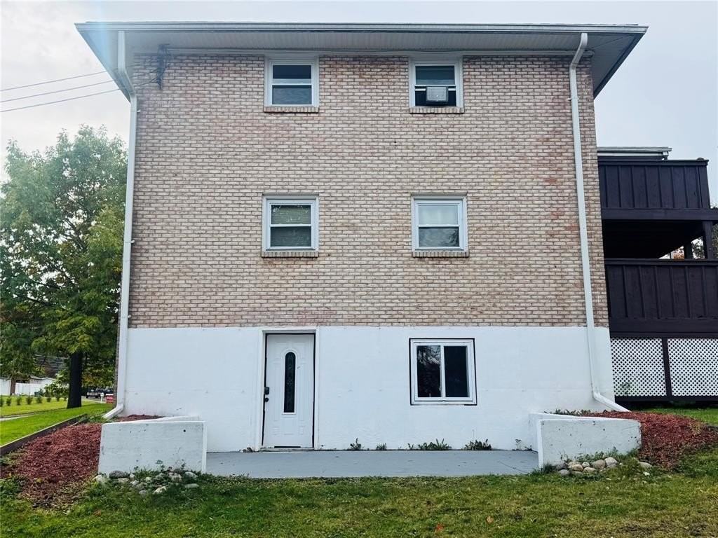 212 Rano Blvd #3 - Photo 2 of 5