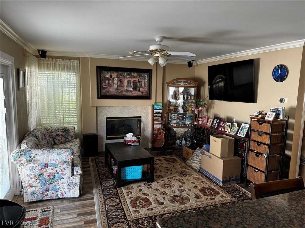 8248 Dolphin Bay Ct - Photo 3 of 15