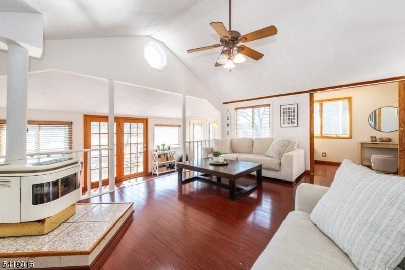 25 Lake Rd - Photo 4 of 45