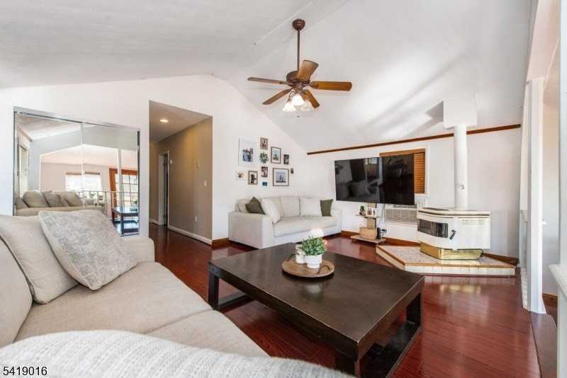 25 Lake Rd - Photo 5 of 45