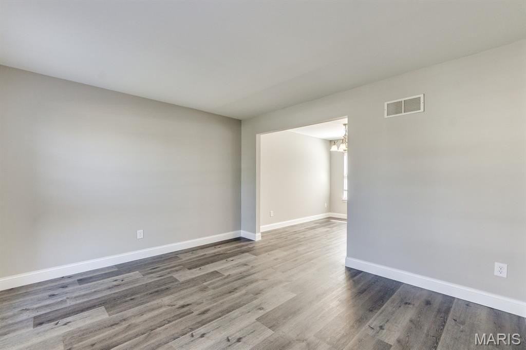 7063 Black Horse Dr - Photo 4 of 50