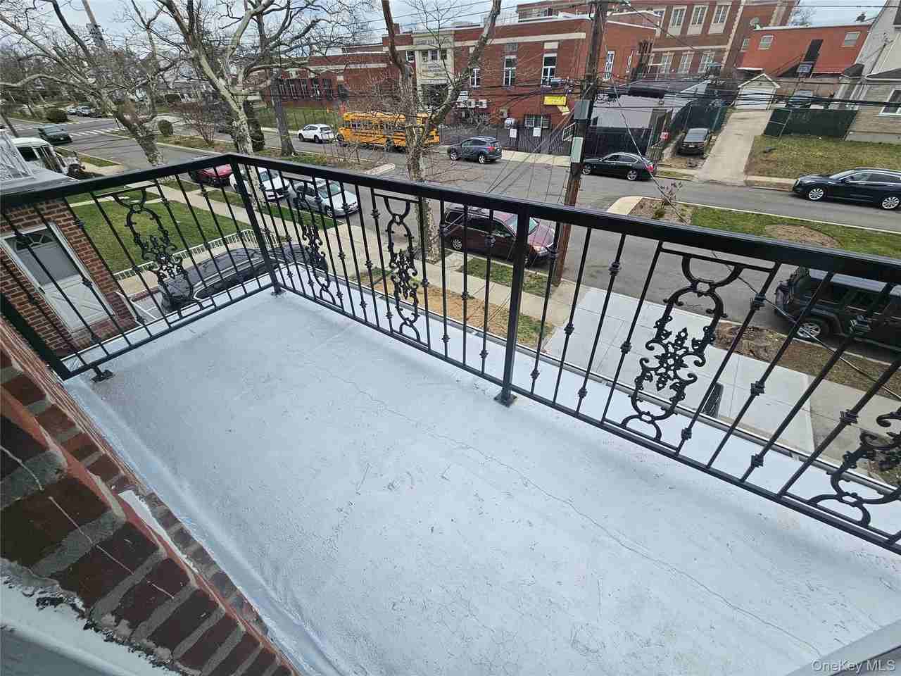 13724 228th St - Photo 6 of 18