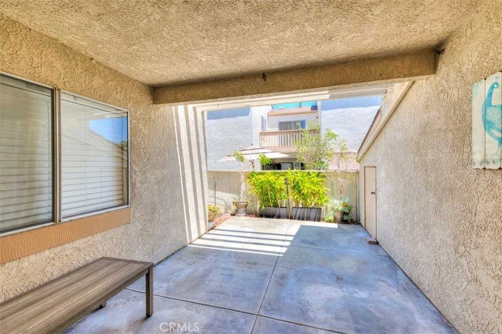 29135 Via Cerrito - Photo 5 of 23