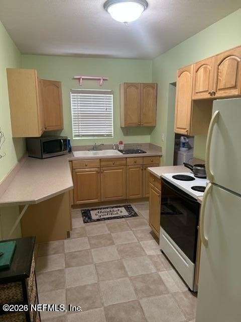 435 10th Pl S - Photo 3 of 3