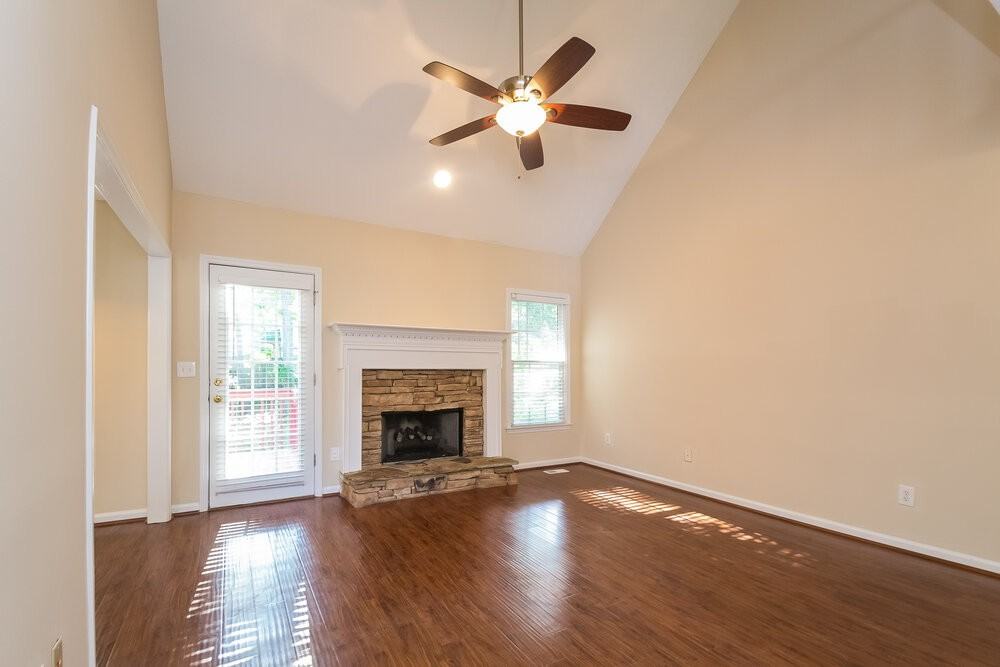 39 Crestview Dr - Photo 7 of 16