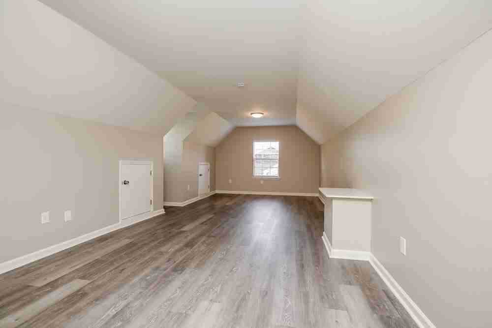 209 Lexington Dr - Photo 7 of 17