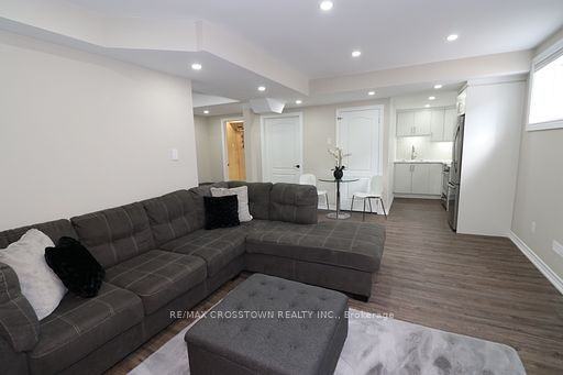 53 Counsellor Terrace - Photo 7 of 10