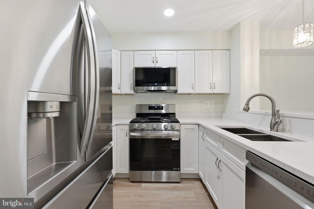 5957 Havener House Way - Photo 7 of 31