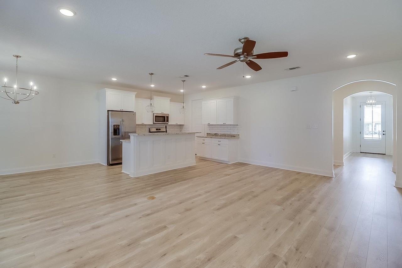 10525 W Landon Green Cir #1 - Photo 3 of 19