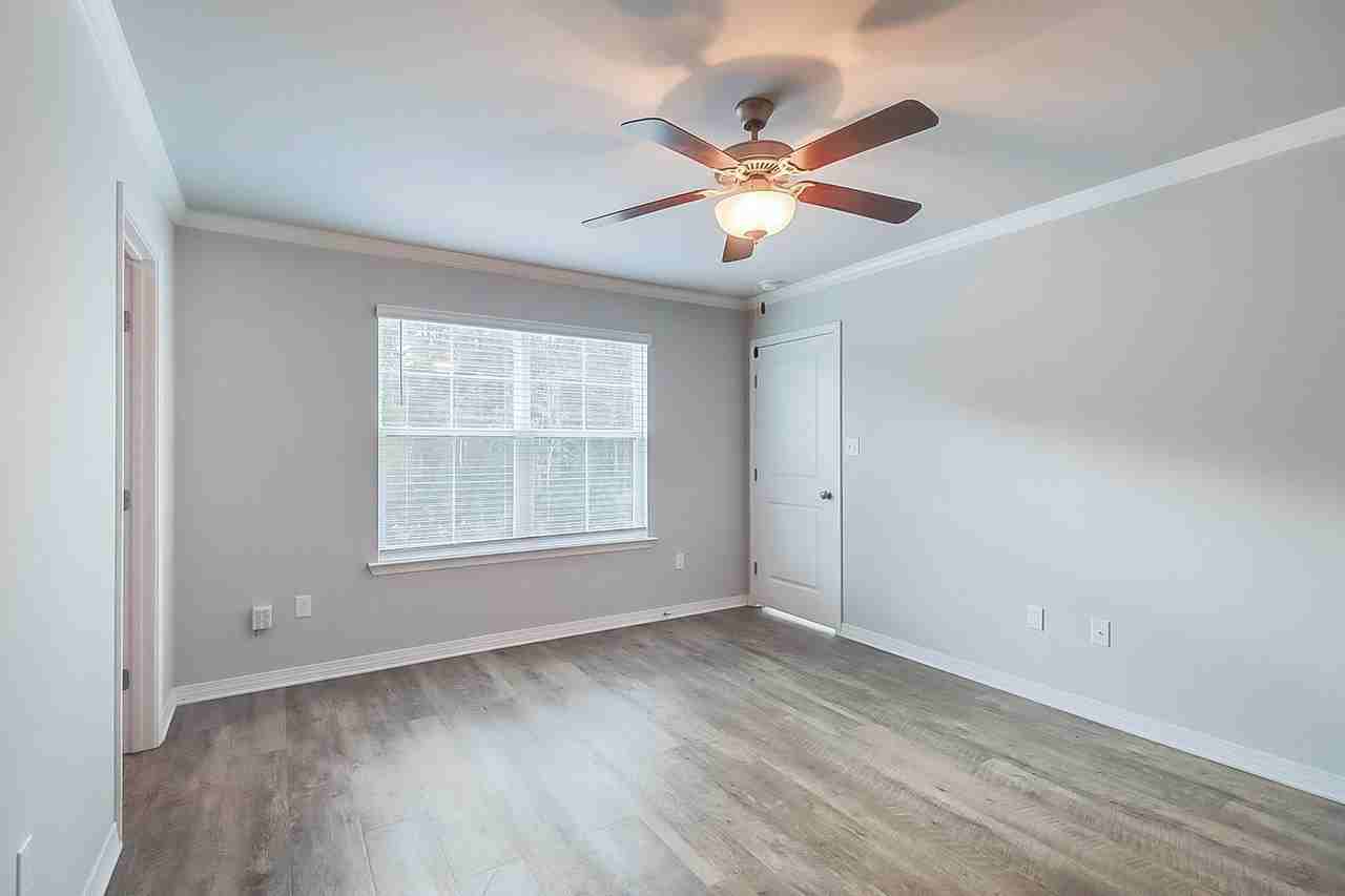 13145 Turtle Creek Pkwy #1 - Photo 7 of 17