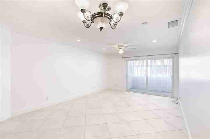 10693 North Military Trail #14 - Photo 6 of 9