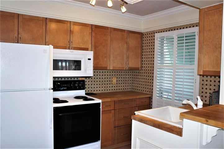 273 Cypress Point Drive - Photo 4 of 8