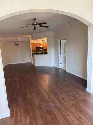 1101 Myrtlewood Circle East #101 - Photo 3 of 7