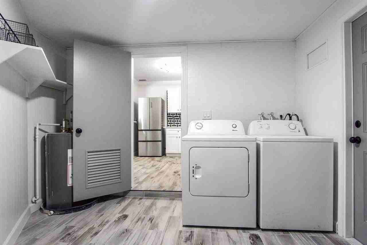 1422 Dauphin Ln #1094223P - Photo 7 of 12