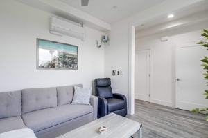 featured image of 4505 Park Blvd