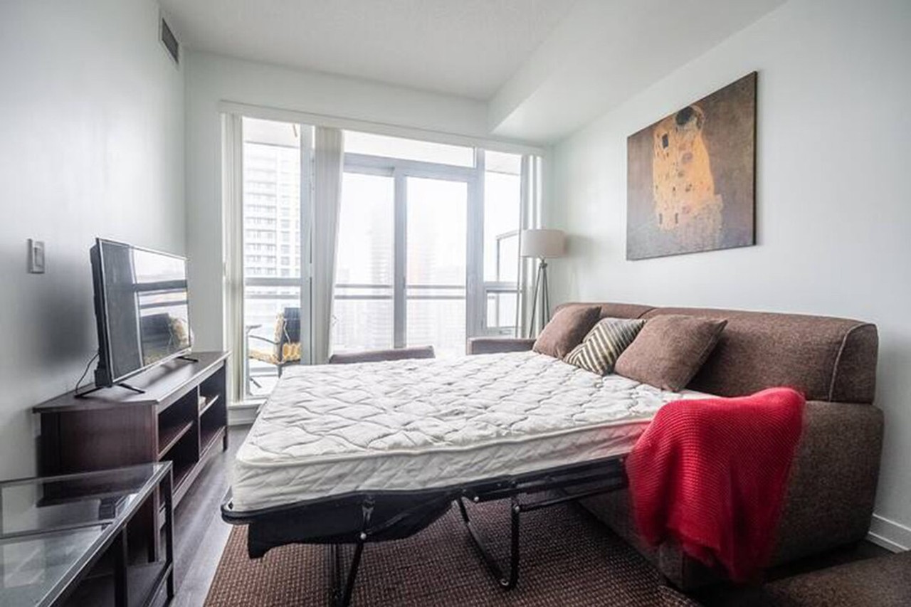 89 Dunfield Ave #1345773P - Photo 3 of 31