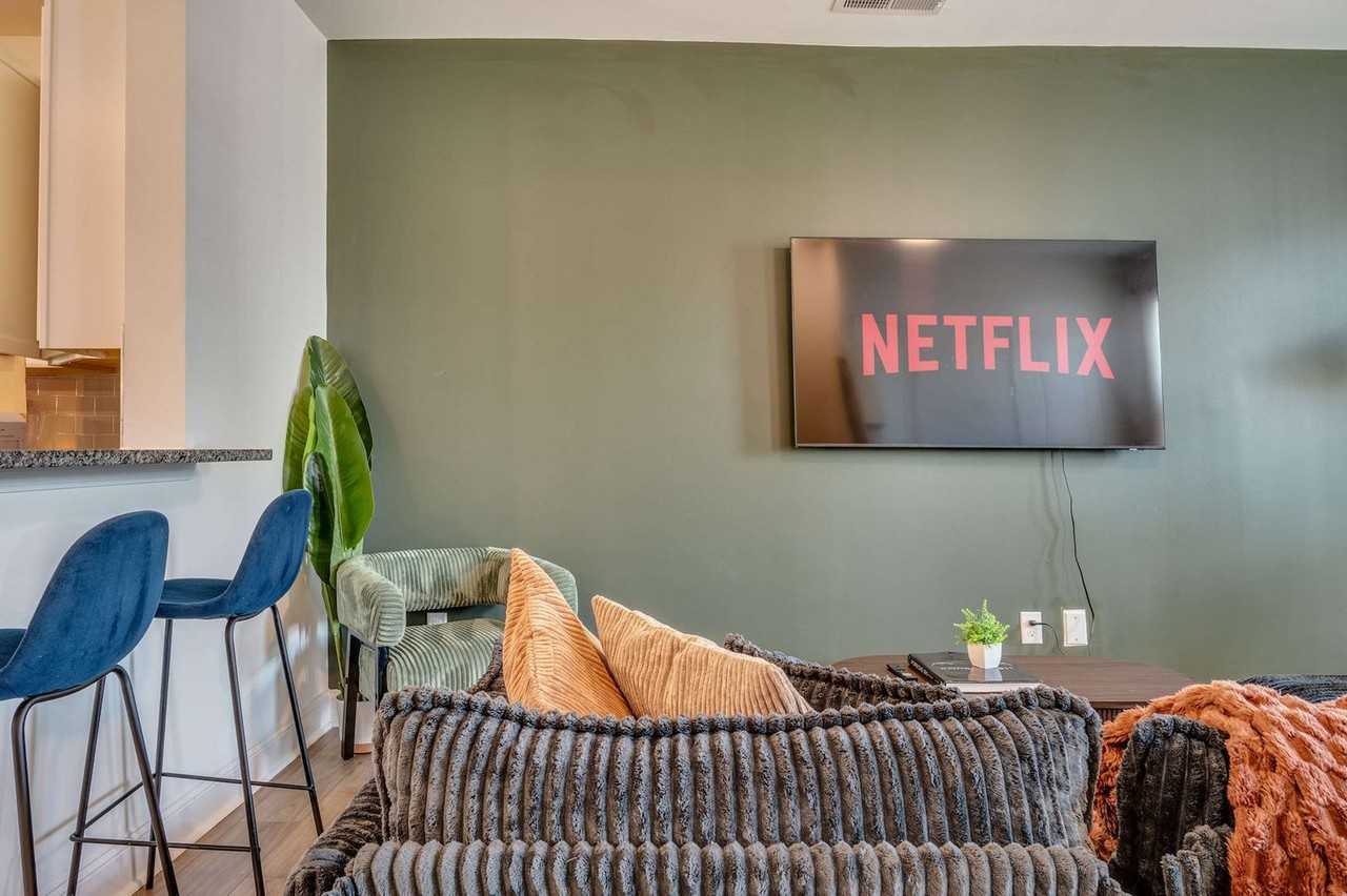 4118 Bunker Dr #1367336P - Photo 4 of 30