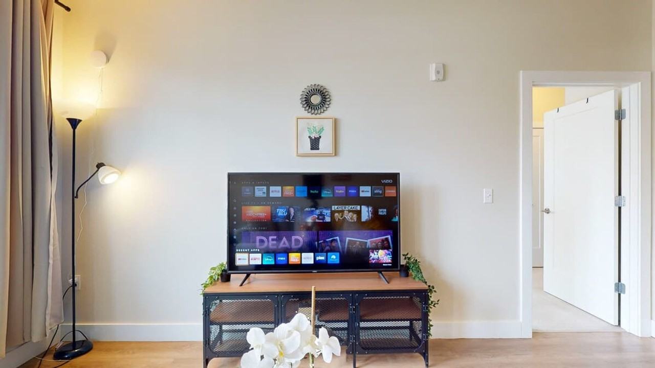 545 Bedford St #1501460P - Photo 2 of 26