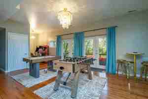 featured image of 16 Skyview Ct