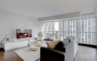 featured image of 24 Harbour St